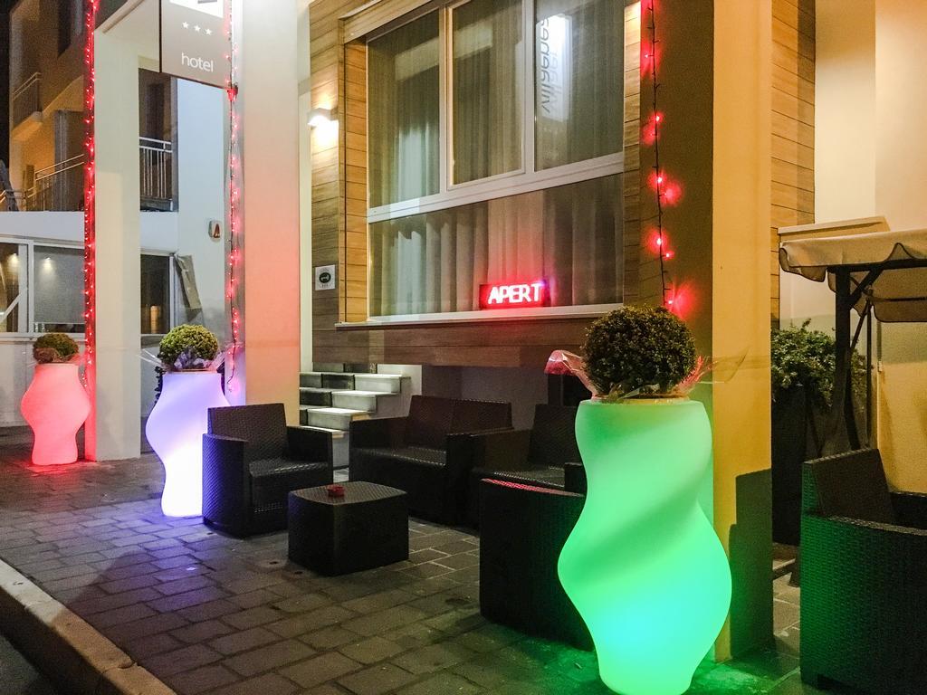 Hotel Villa Enea Cattolica Eksteriør billede
